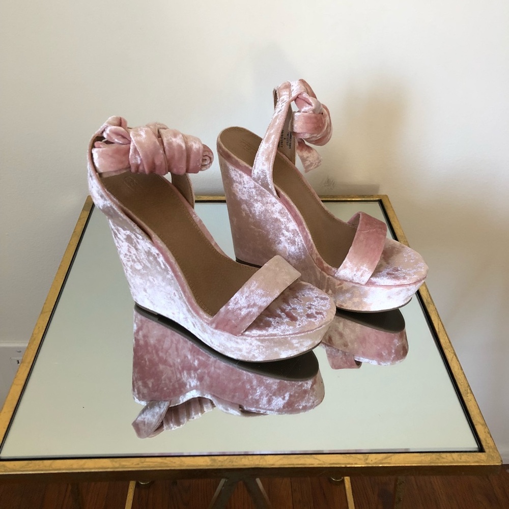 Shoes!!! - Picture 2 of 2